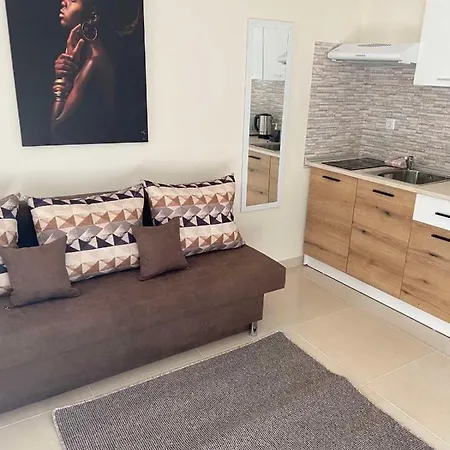 Ifos Apartment *